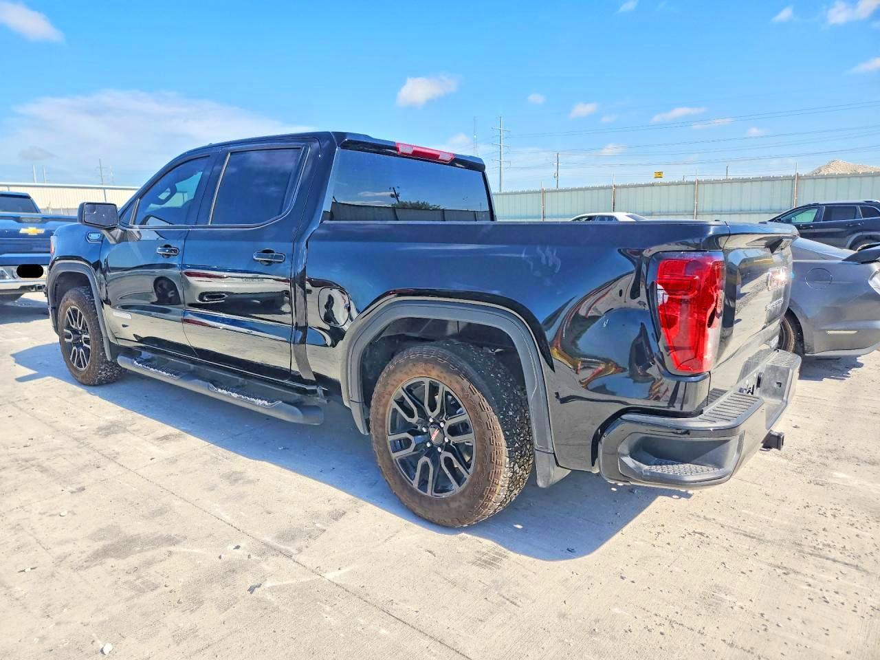 2026 GMC Sierra - Фото 2