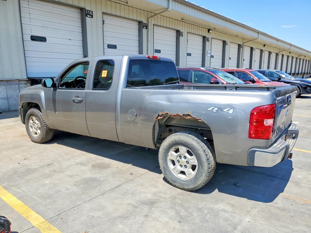 2008 Chevrolet Silverado K1500 - Image 2