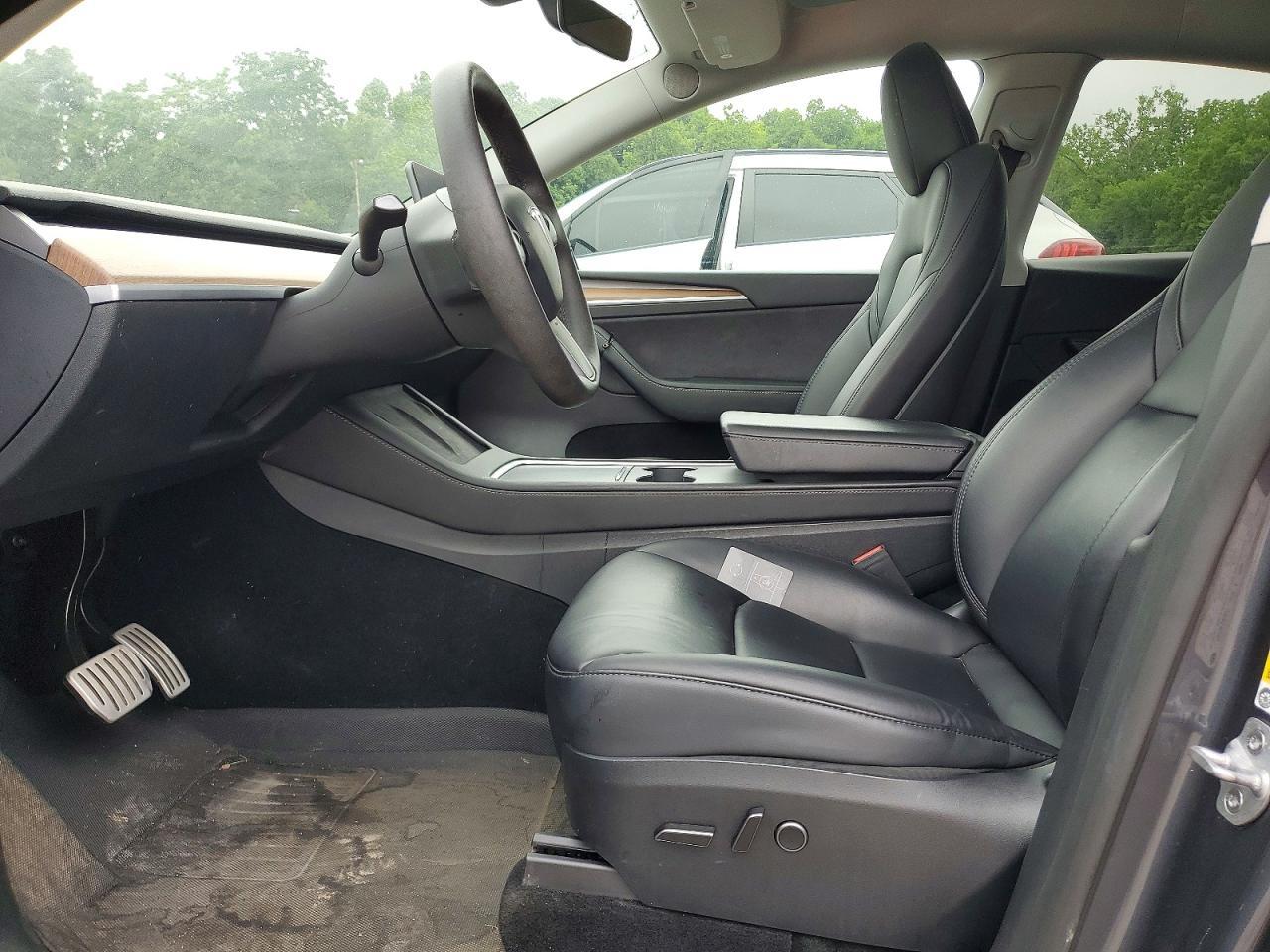 2023 Tesla Model Y - Фото 7