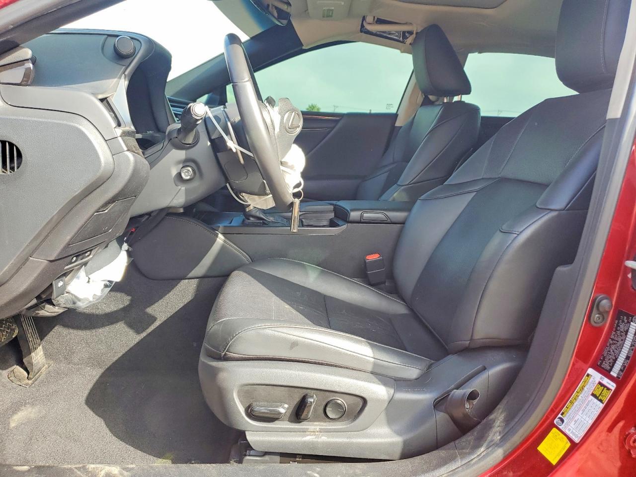 2019 Lexus Es 300H - Фото 7