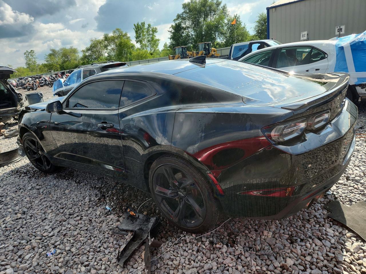 2022 Chevrolet Camaro Lt1 - Фото 2