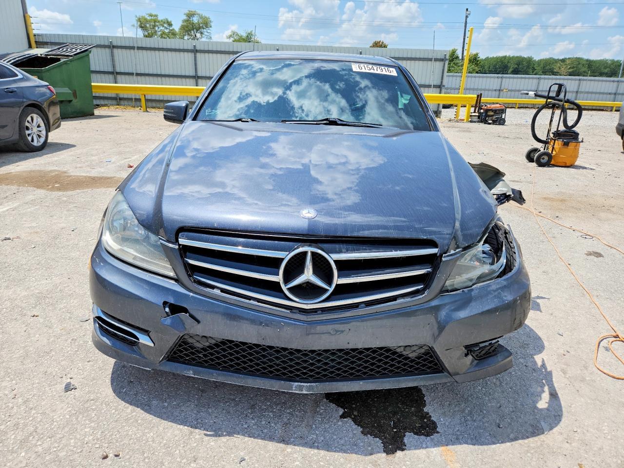 2014 Mercedes-Benz C 300 4Matic - Image 5