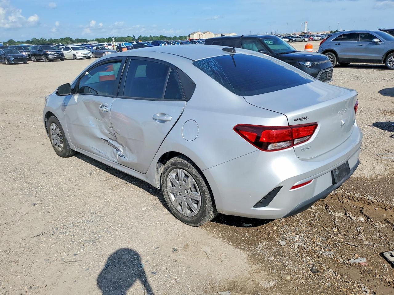 2022 Kia Rio Lx - Image 2