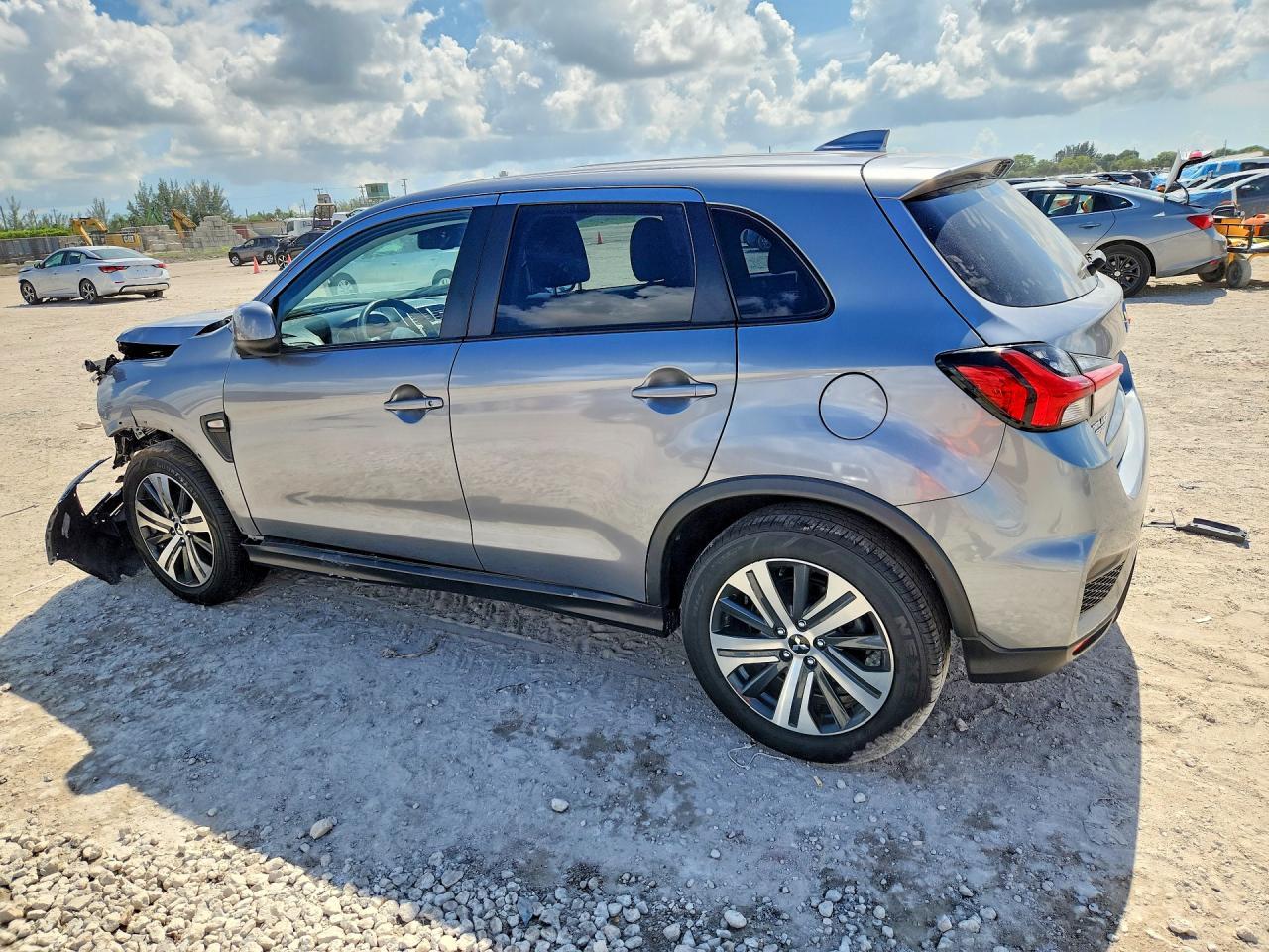 2024 Mitsubishi Outlander Sport S/Se - Image 2