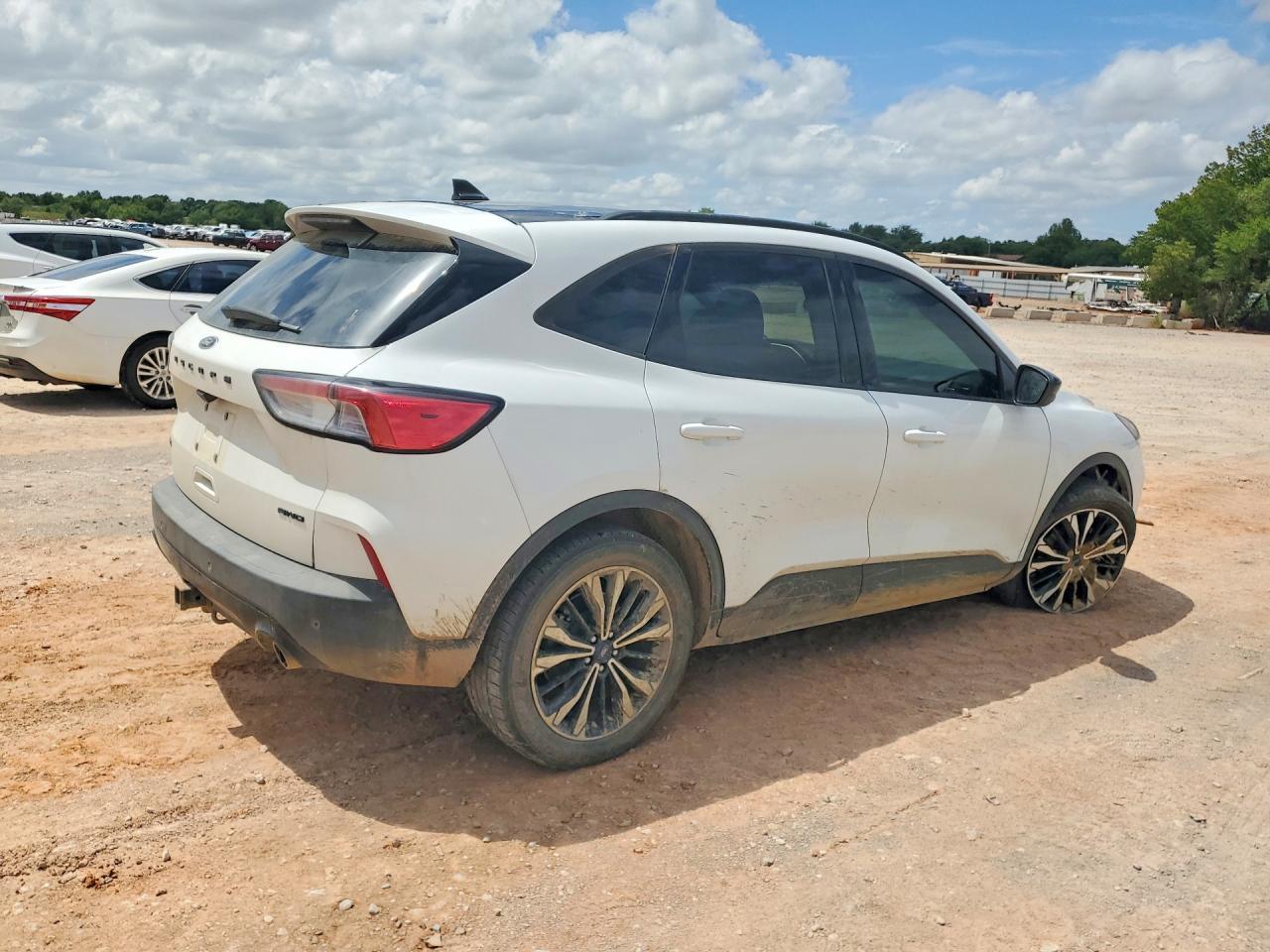 2022 Ford Escape Sel - Image 3
