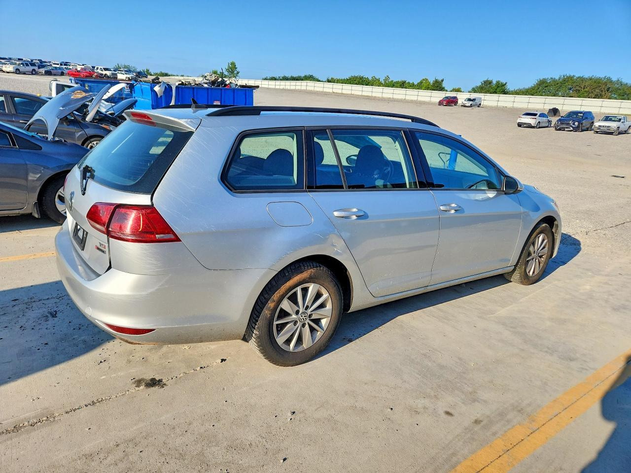 2017 Volkswagen Golf Sportwagen S - Фото 3