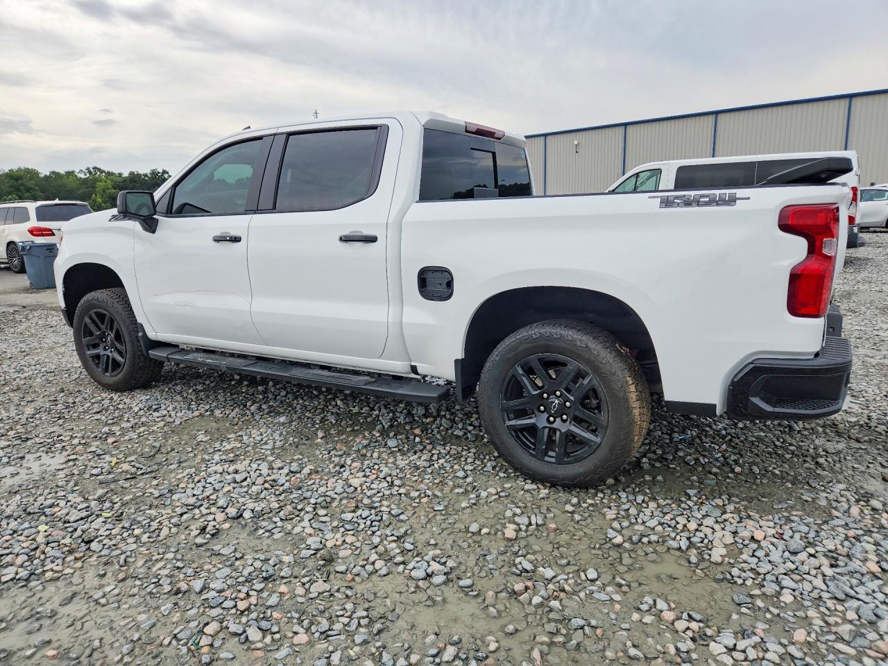 2026 Chevrolet Silverado K1500 Lt Trail Boss - Фото 2