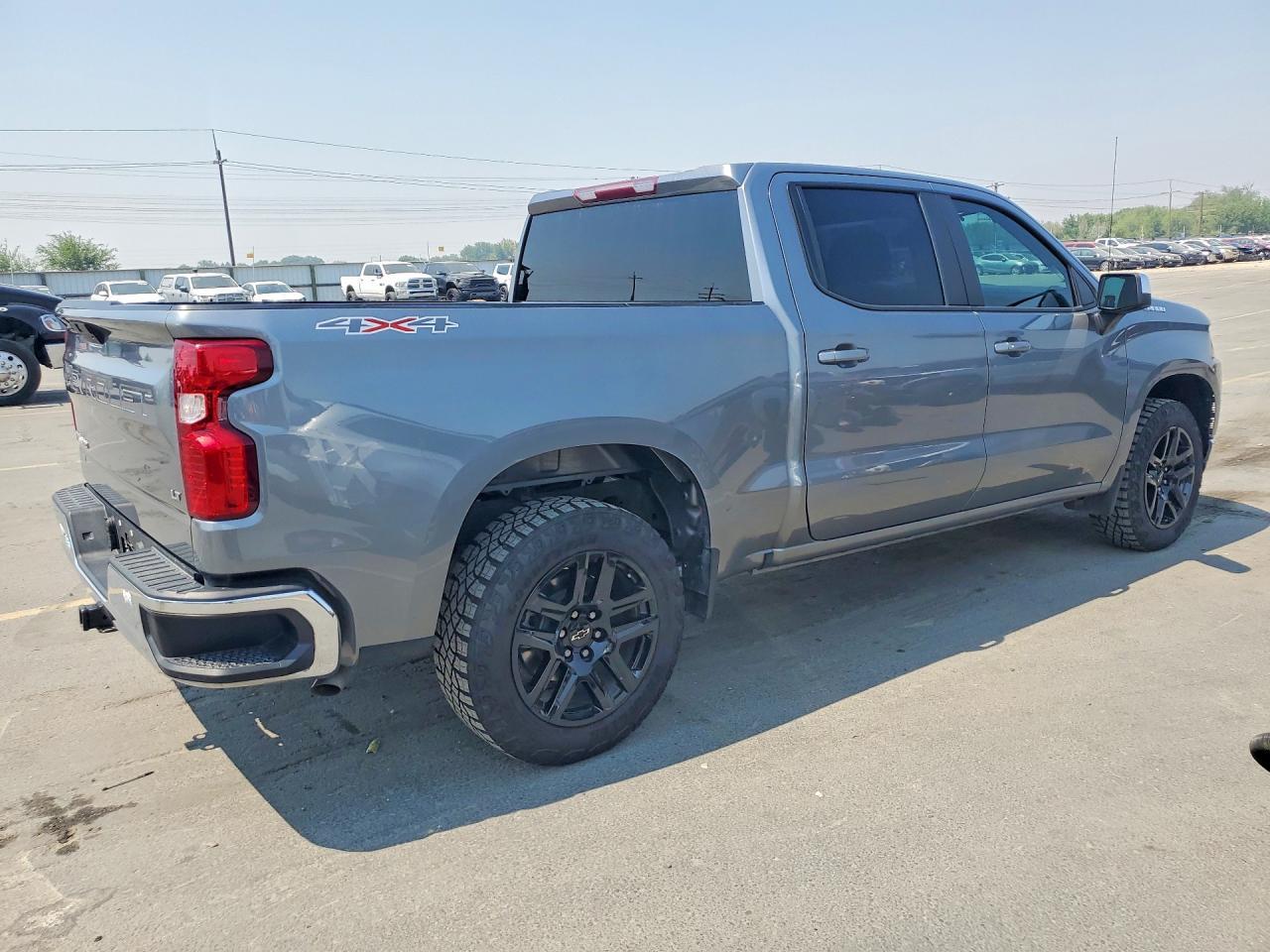 2021 Chevrolet Silverado K1500 Lt - Фото 3