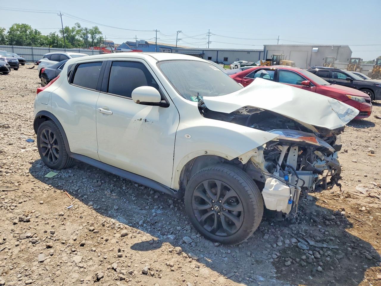 2011 Nissan Juke S - Фото 4