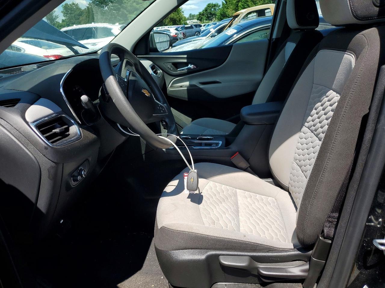 2020 Chevrolet Equinox Ls - Image 7