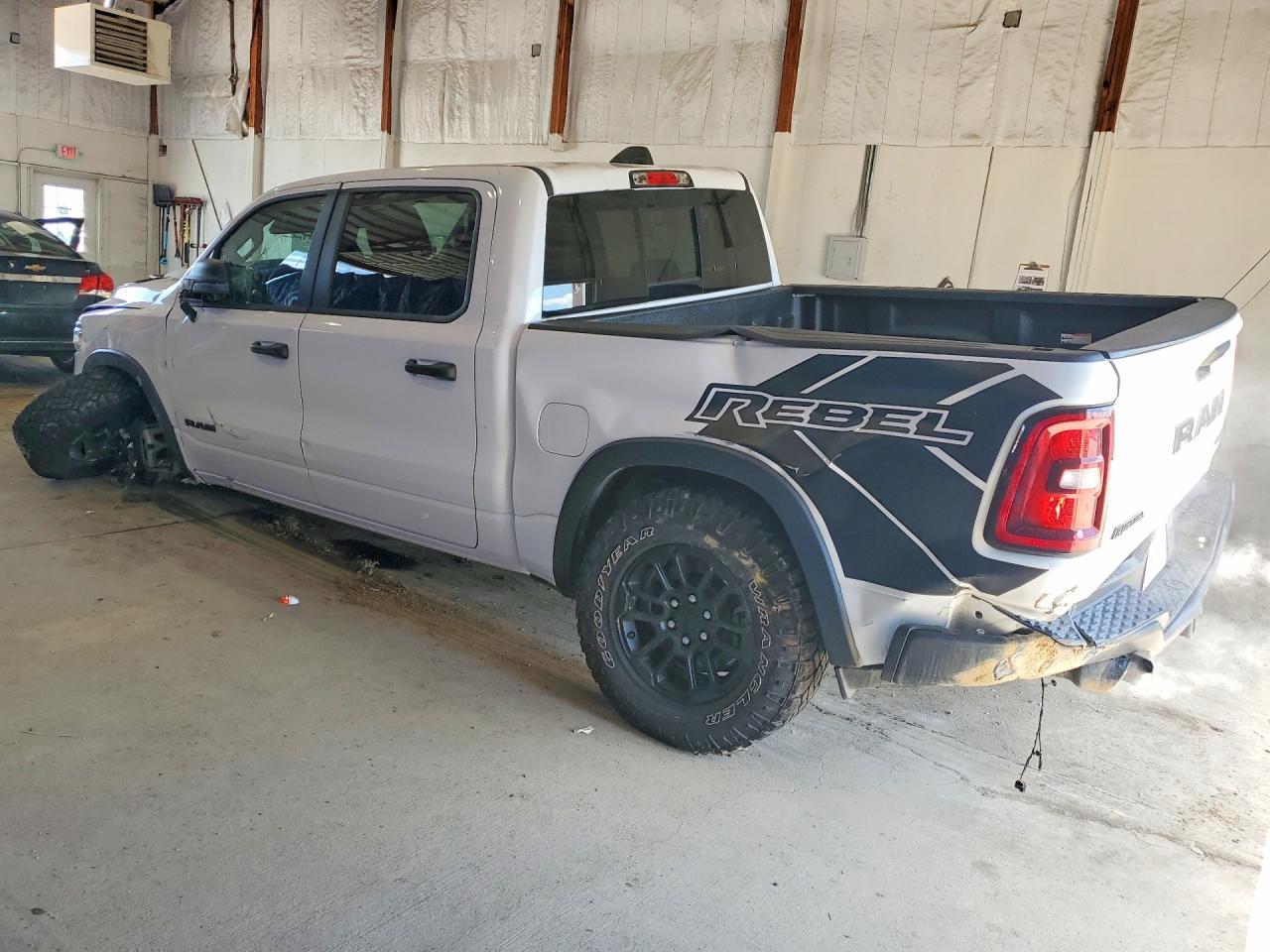 2025 Ram 1500 Rebel - Фото 2