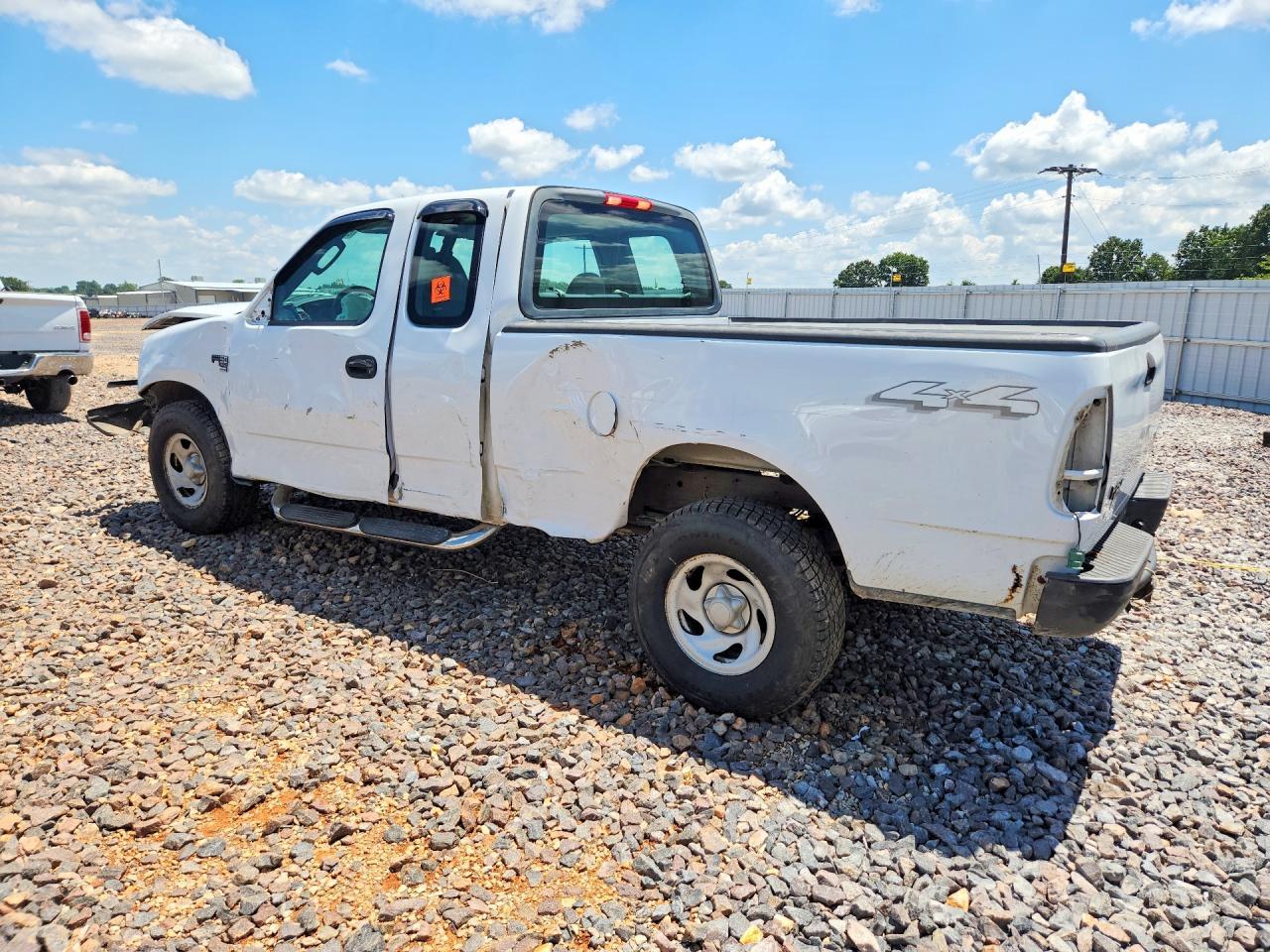 2004 Ford F150 Herit - Фото 2