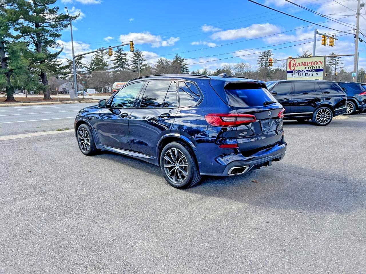 2019 BMW X5 xDrive50I - Фото 3