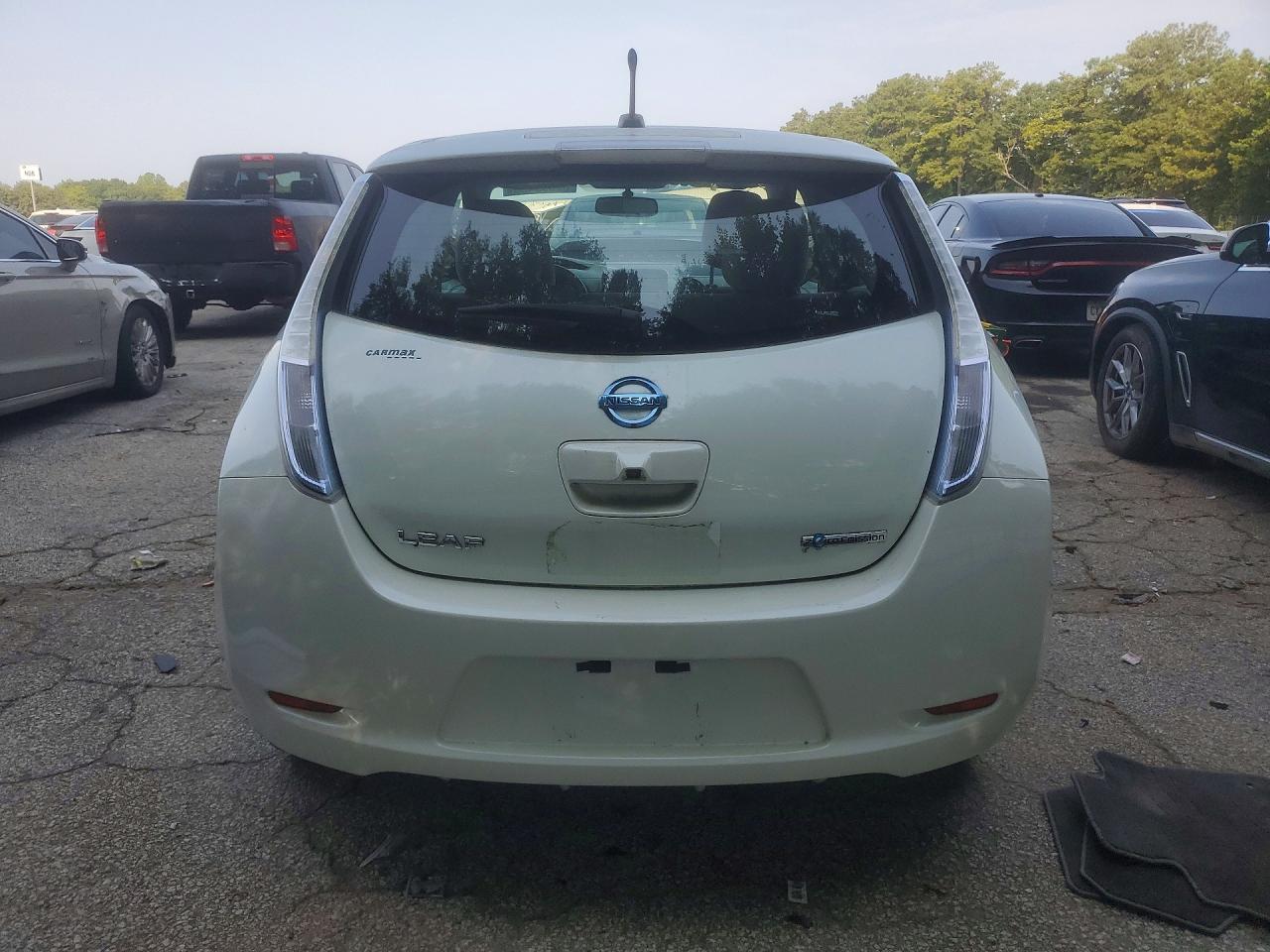 2012 Nissan Leaf Sv - Image 6