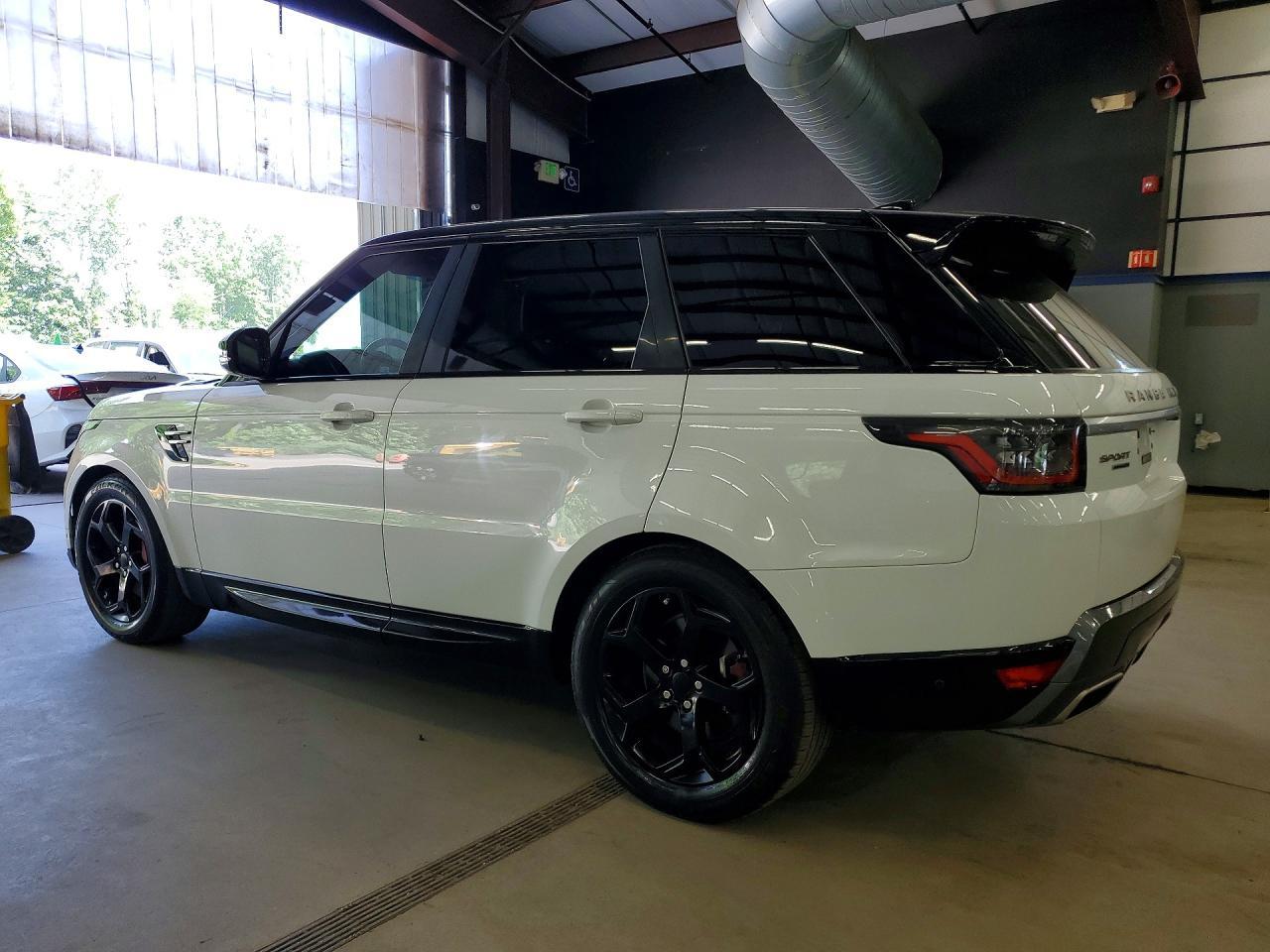 2019 Land Rover Range Rover Sport Hse - Image 2