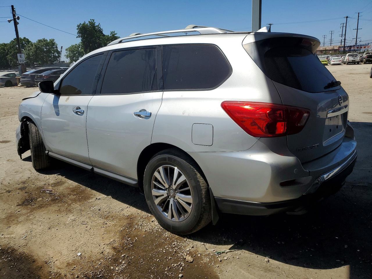 2020 Nissan Pathfinder Sv - Фото 2
