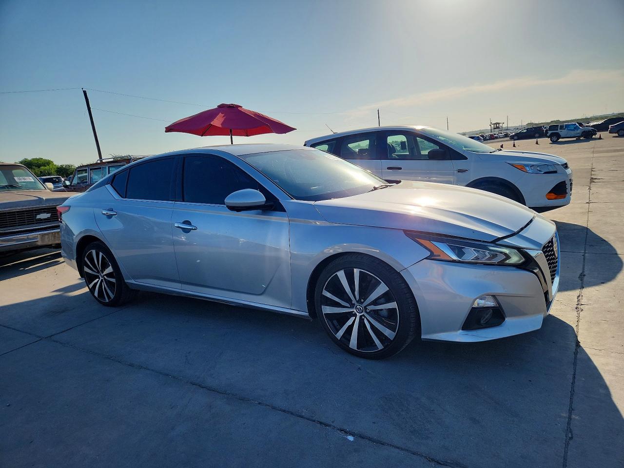 2020 Nissan Altima Platinum - Image 4