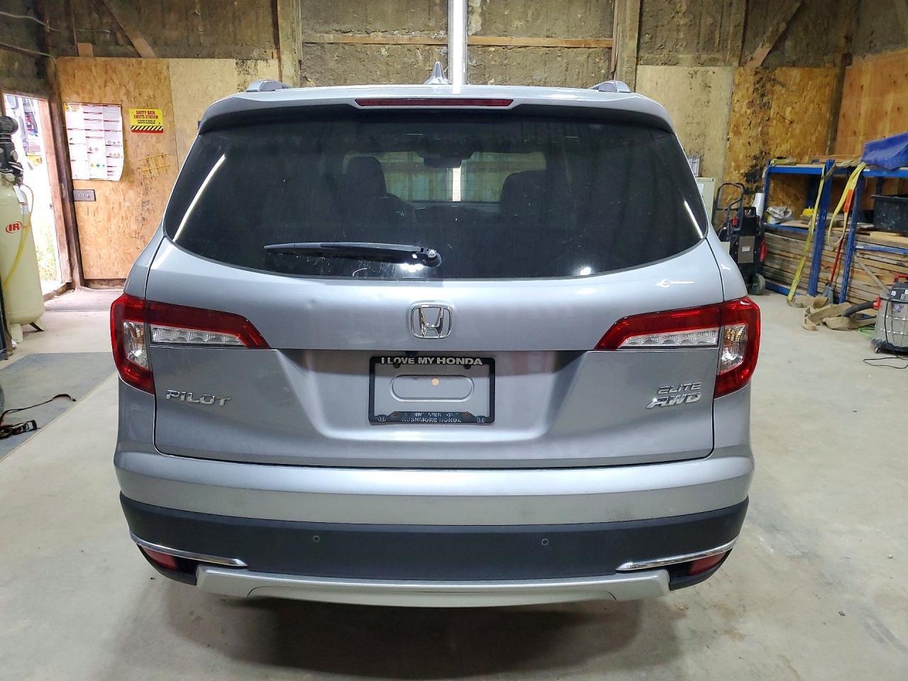 2022 Honda Pilot Elite - Фото 6