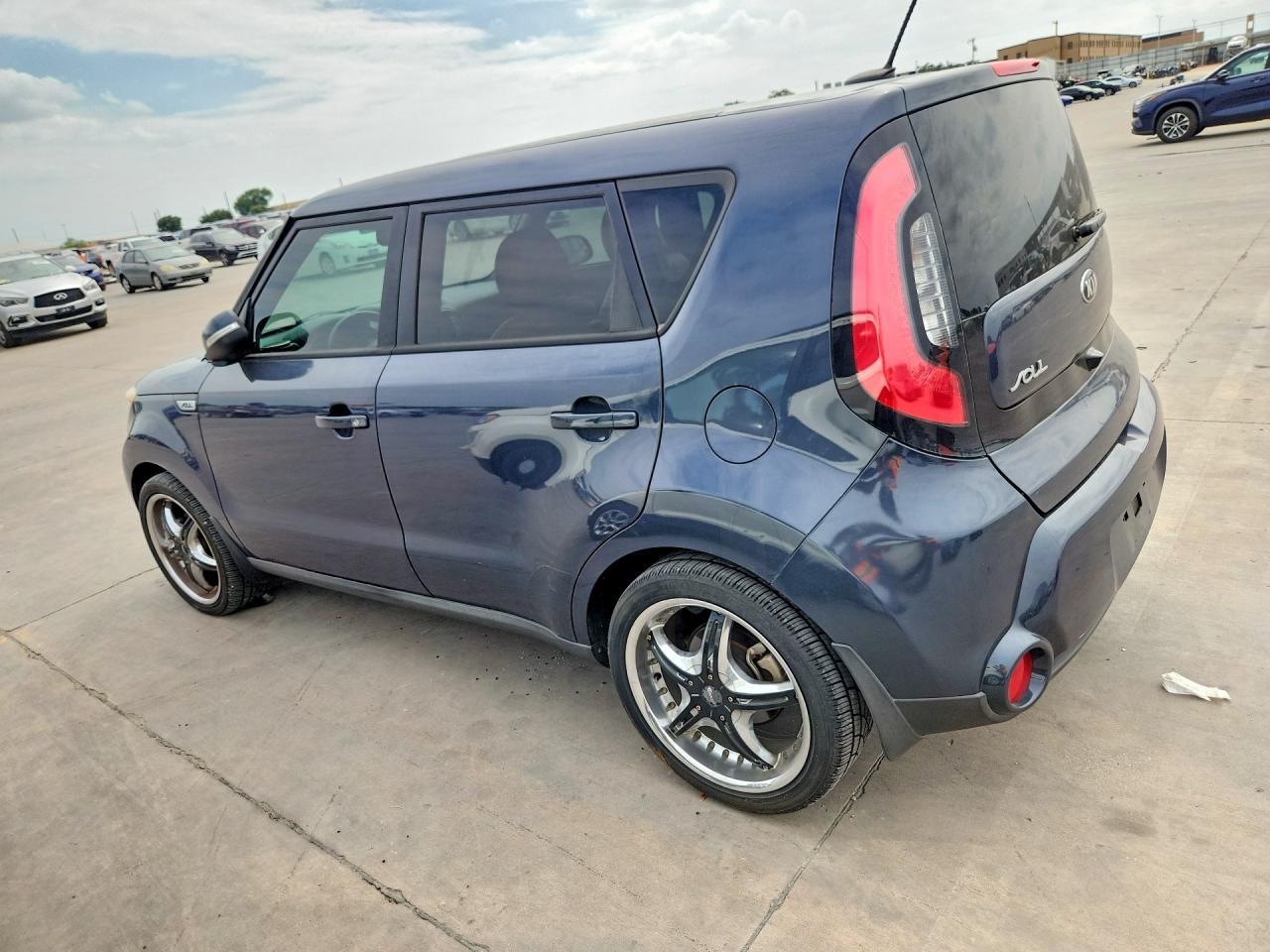 2015 Kia Soul ! - Image 2