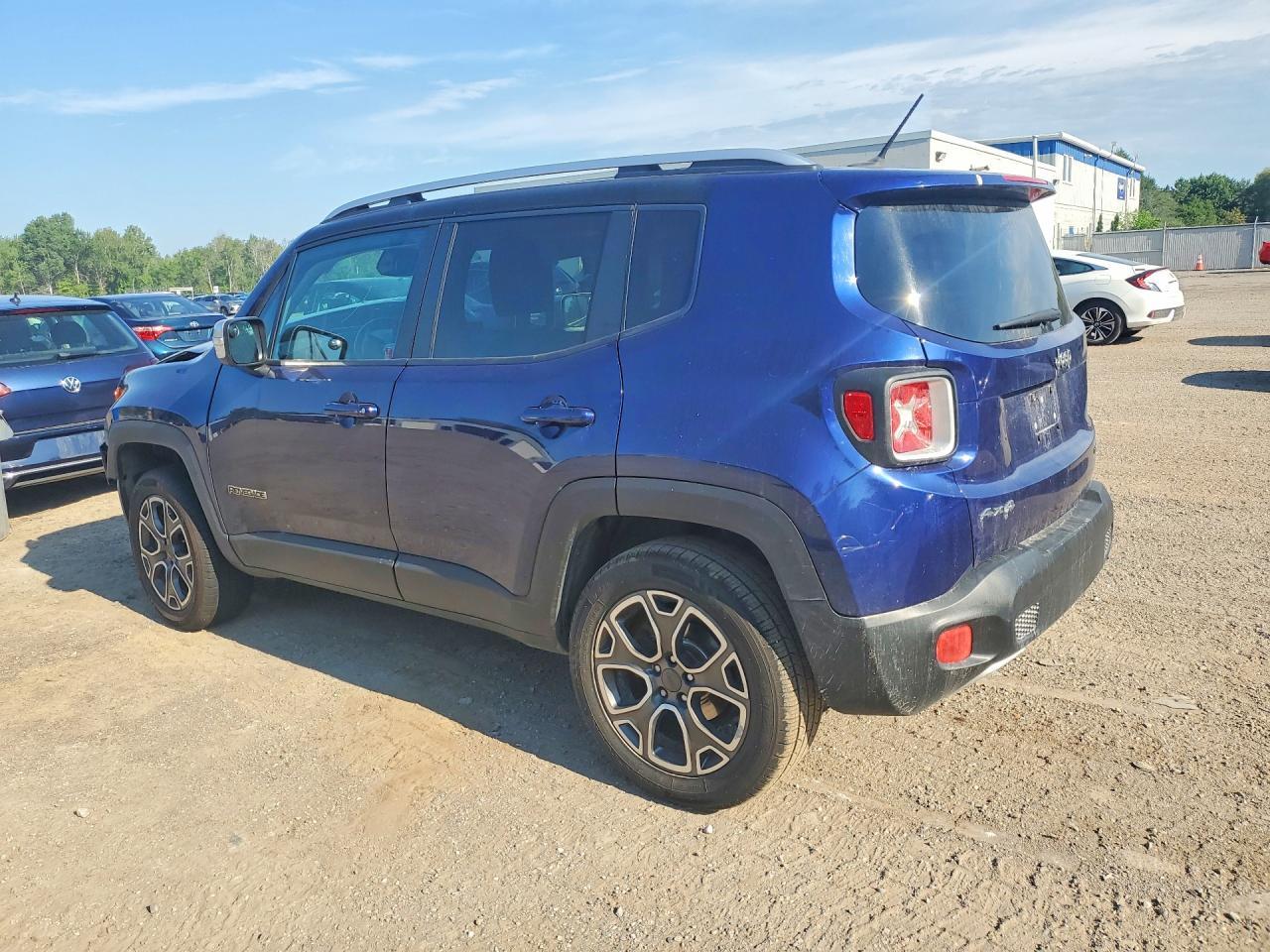 2016 Jeep Renegade Limited - Фото 2