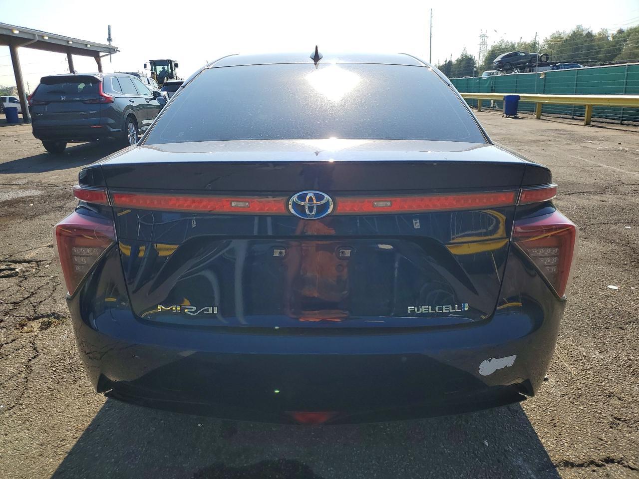 2017 Toyota Mirai Base - Фото 6