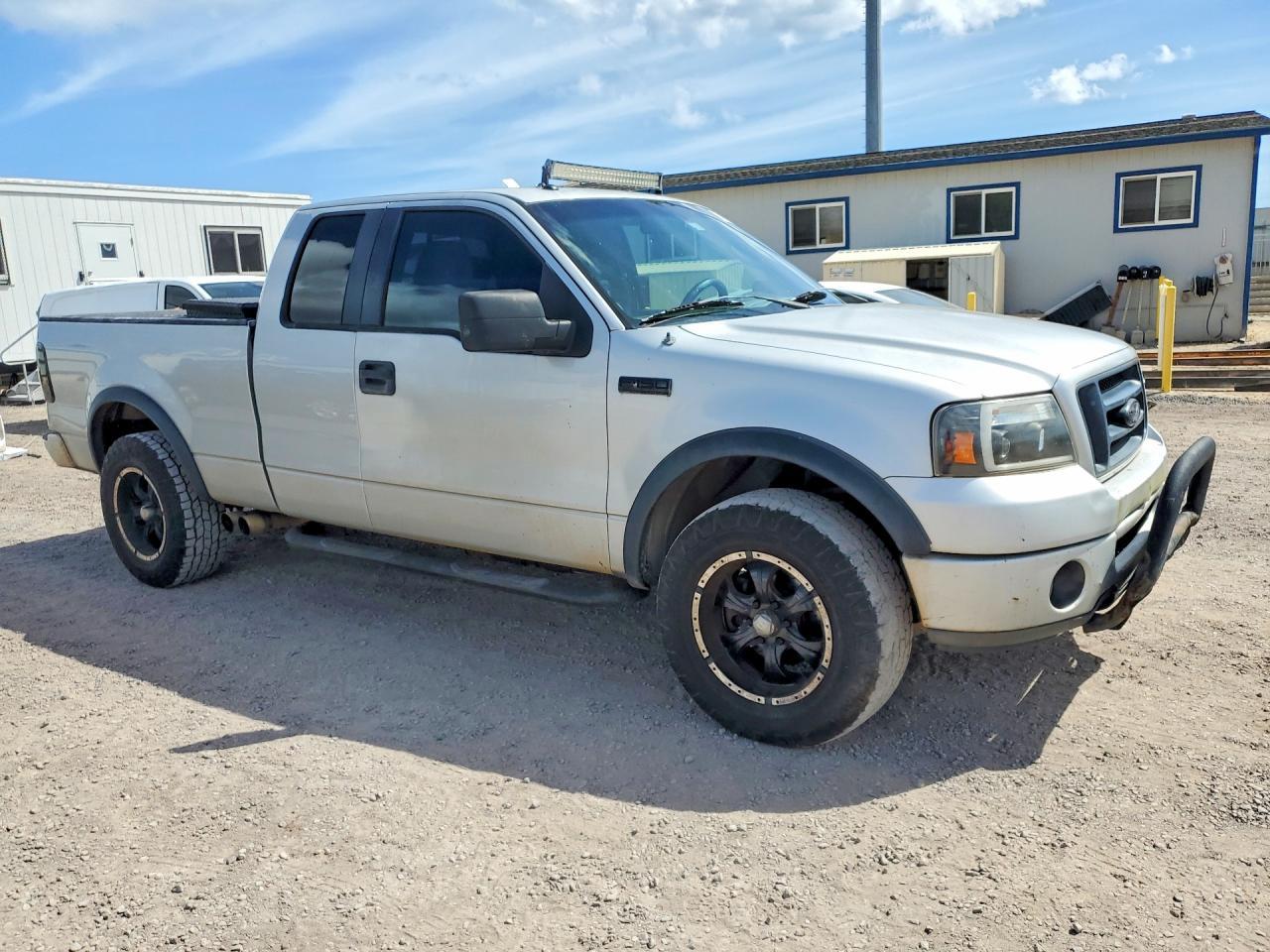 2006 Ford F150 - Image 4