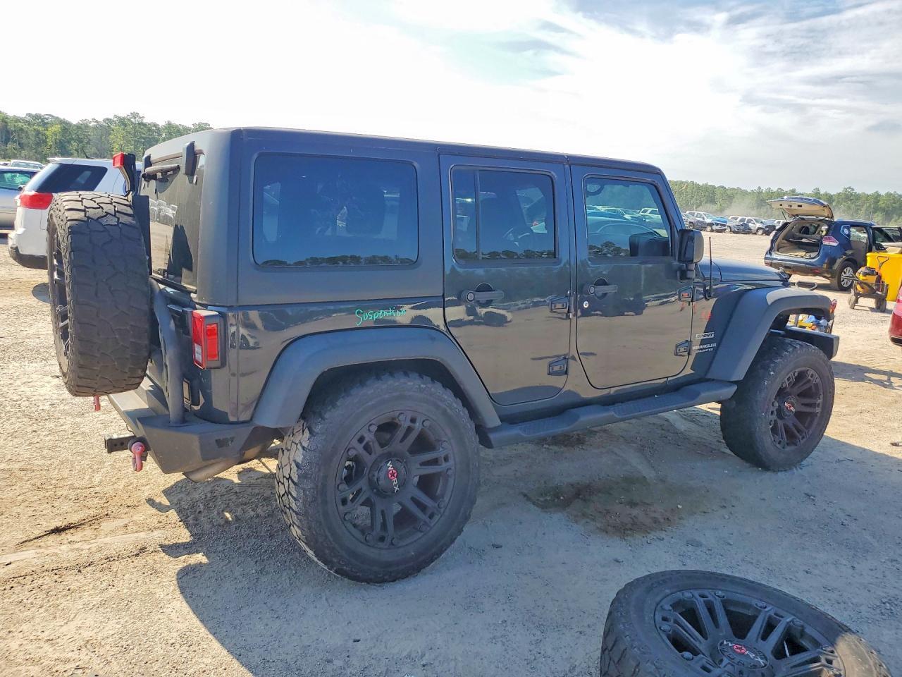 2017 Jeep Wrangler Unlimited Sport - Image 3