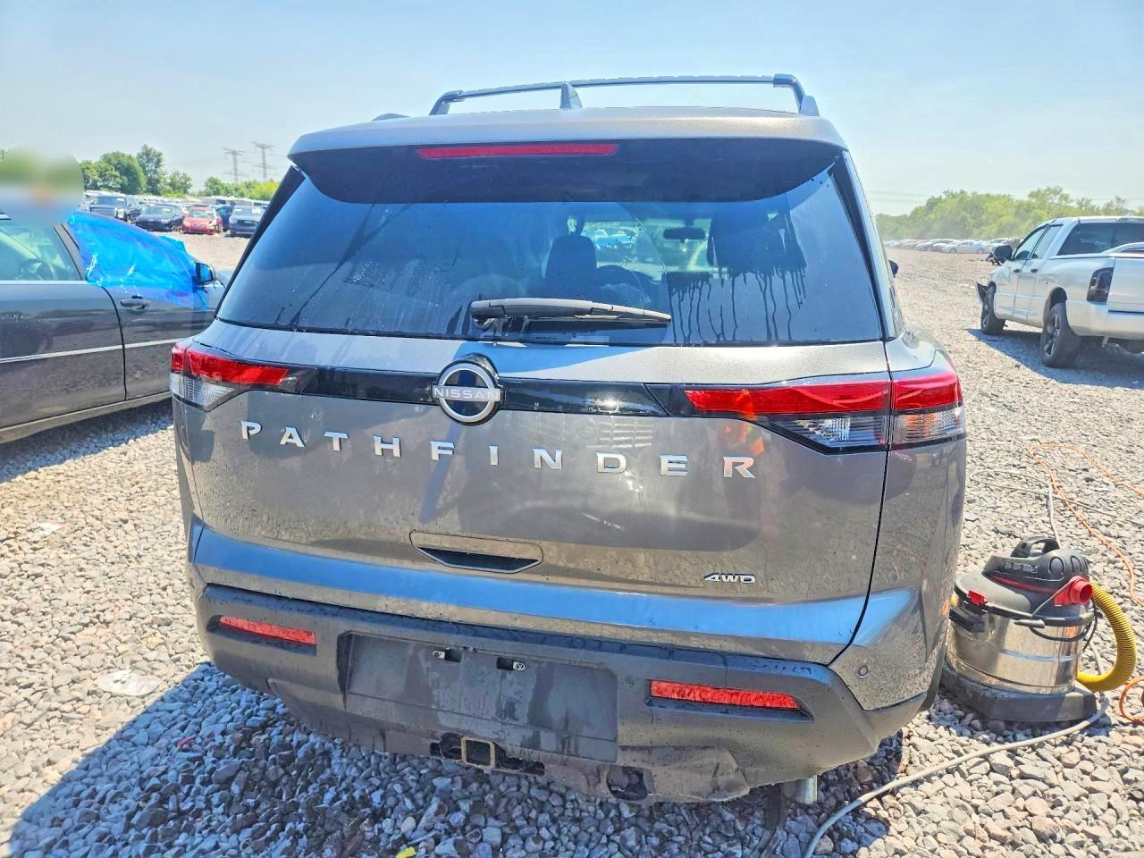 2025 Nissan Pathfinder Rock Creek - Фото 6