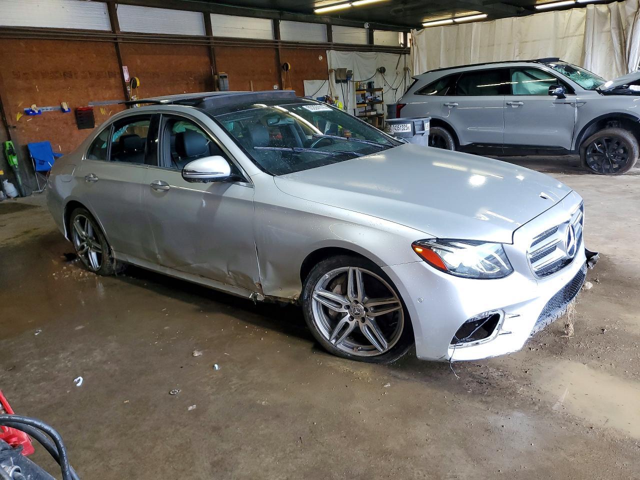 2019 Mercedes-Benz E 450 4Matic - Image 4