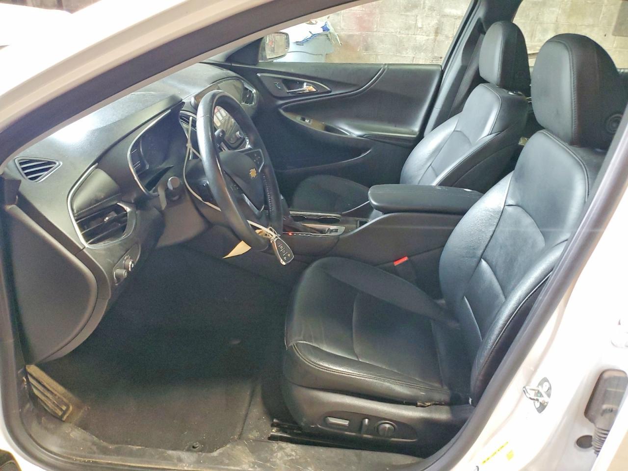 2016 Chevrolet Malibu Premier - Image 7