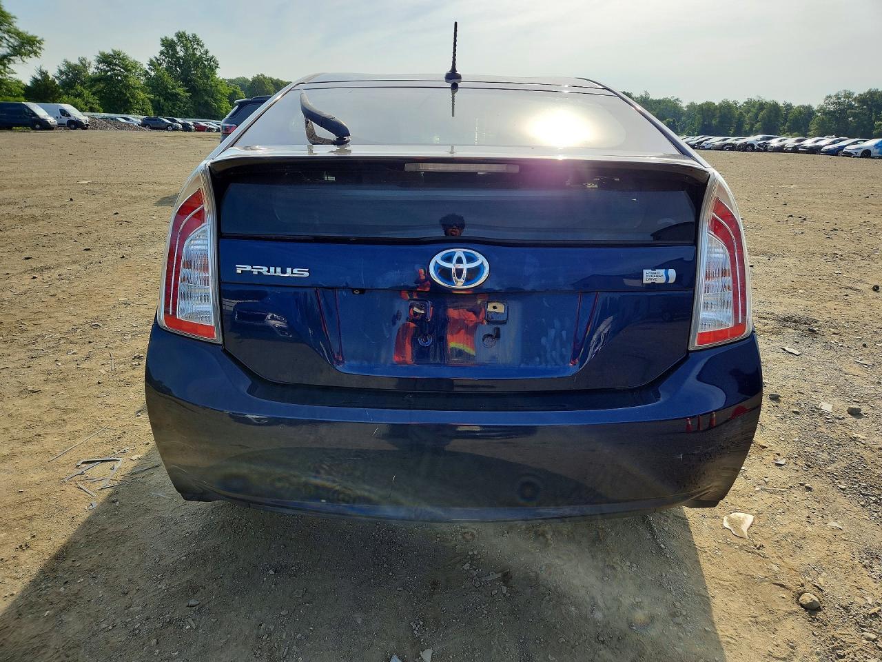 2013 Toyota Prius Four - Image 6
