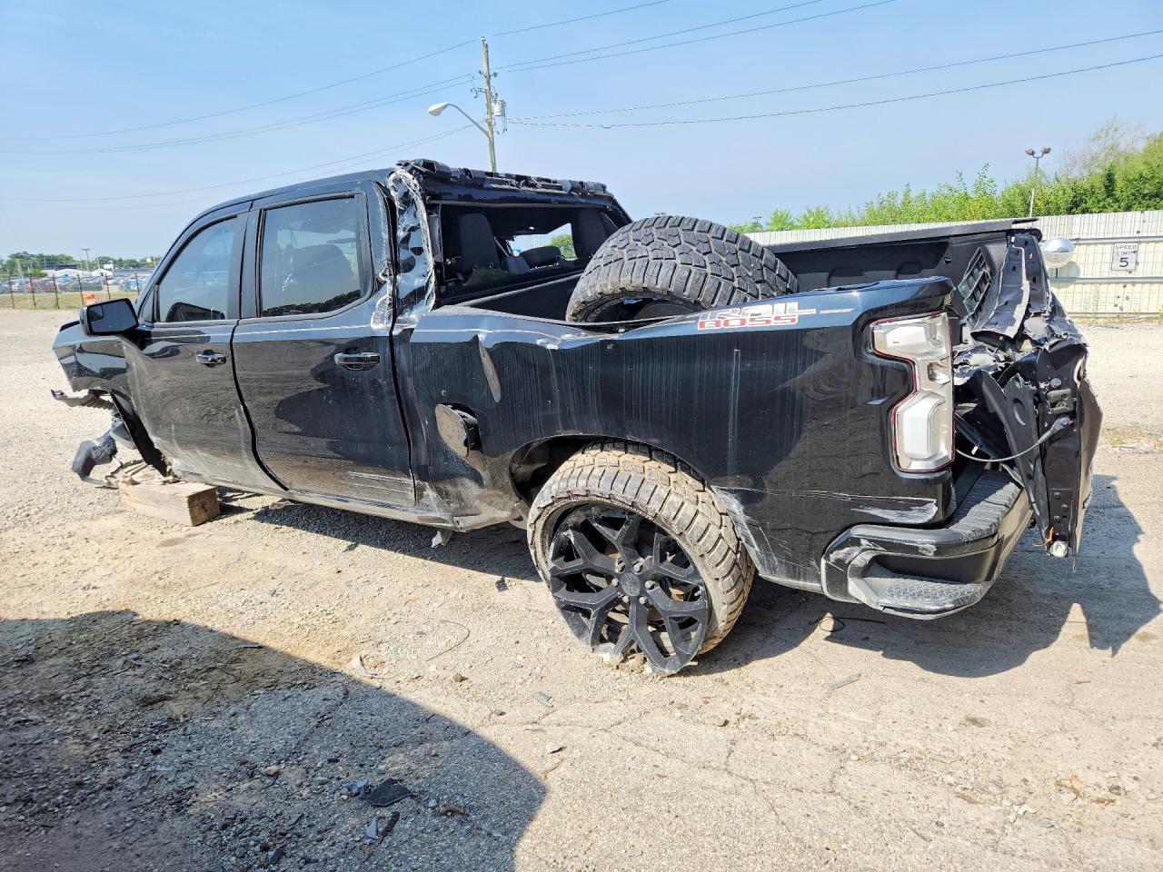 2024 Chevrolet Silverado K1500 Lt Trail Boss - Фото 2