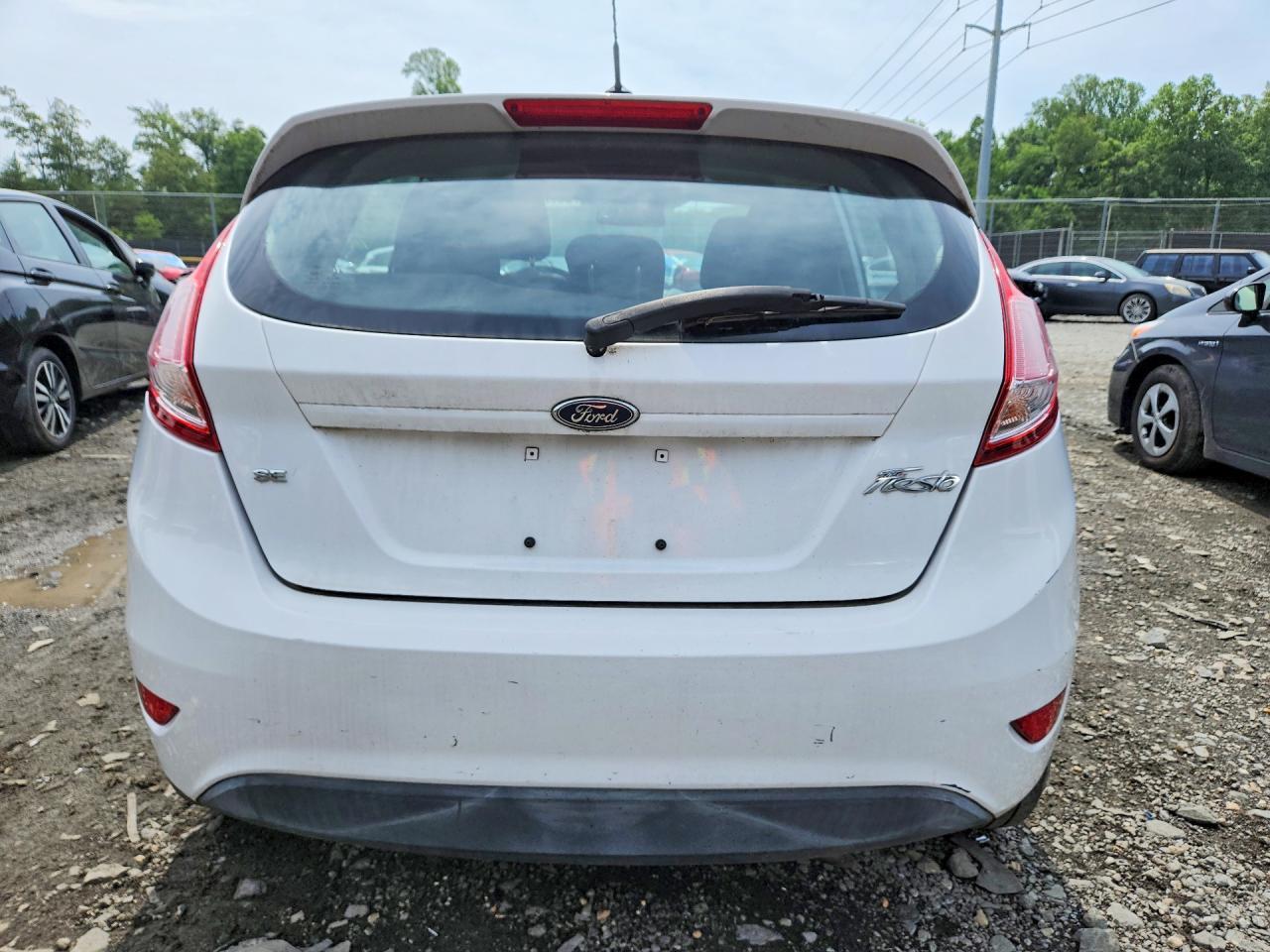 2017 Ford Fiesta Se - Фото 6