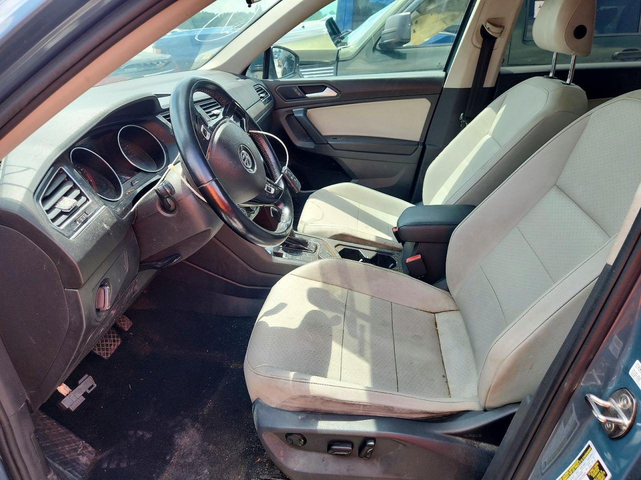 2019 Volkswagen Tiguan - Image 7
