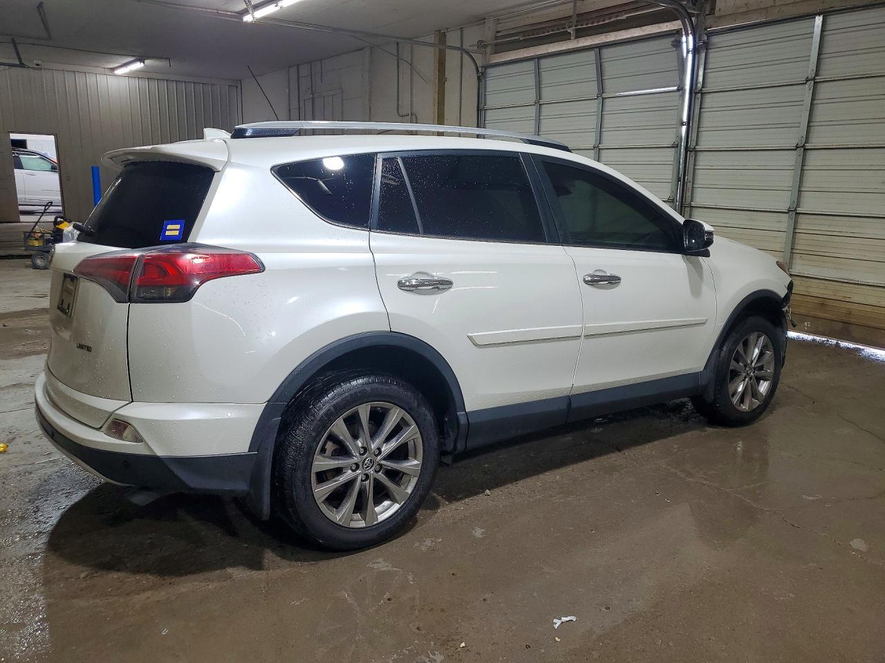 2016 Toyota Rav4 Limited - Фото 3