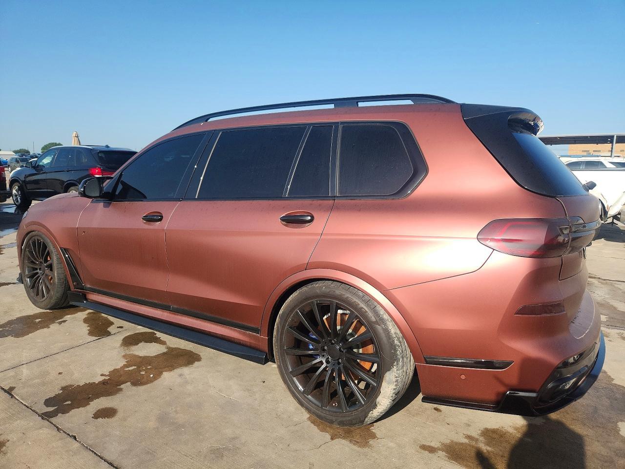 2020 BMW X7 xDrive40I - Фото 2