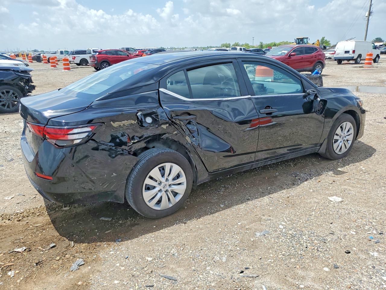 2025 Nissan Sentra S - Фото 3