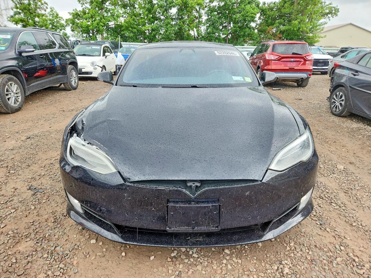 2017 Tesla Model S - Image 5