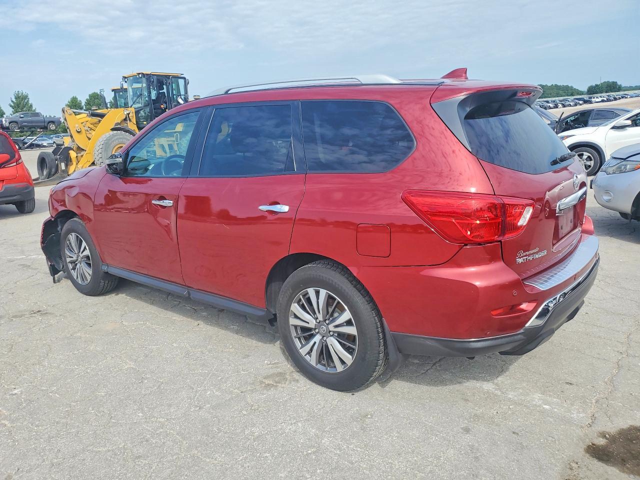 2020 Nissan Pathfinder Sv - Фото 2
