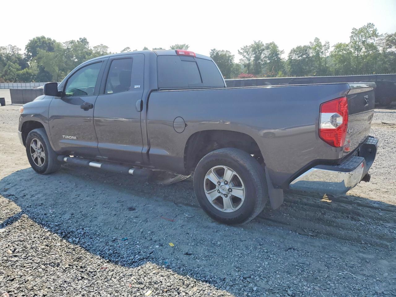 2014 Toyota Tundra Sr5 - Image 2