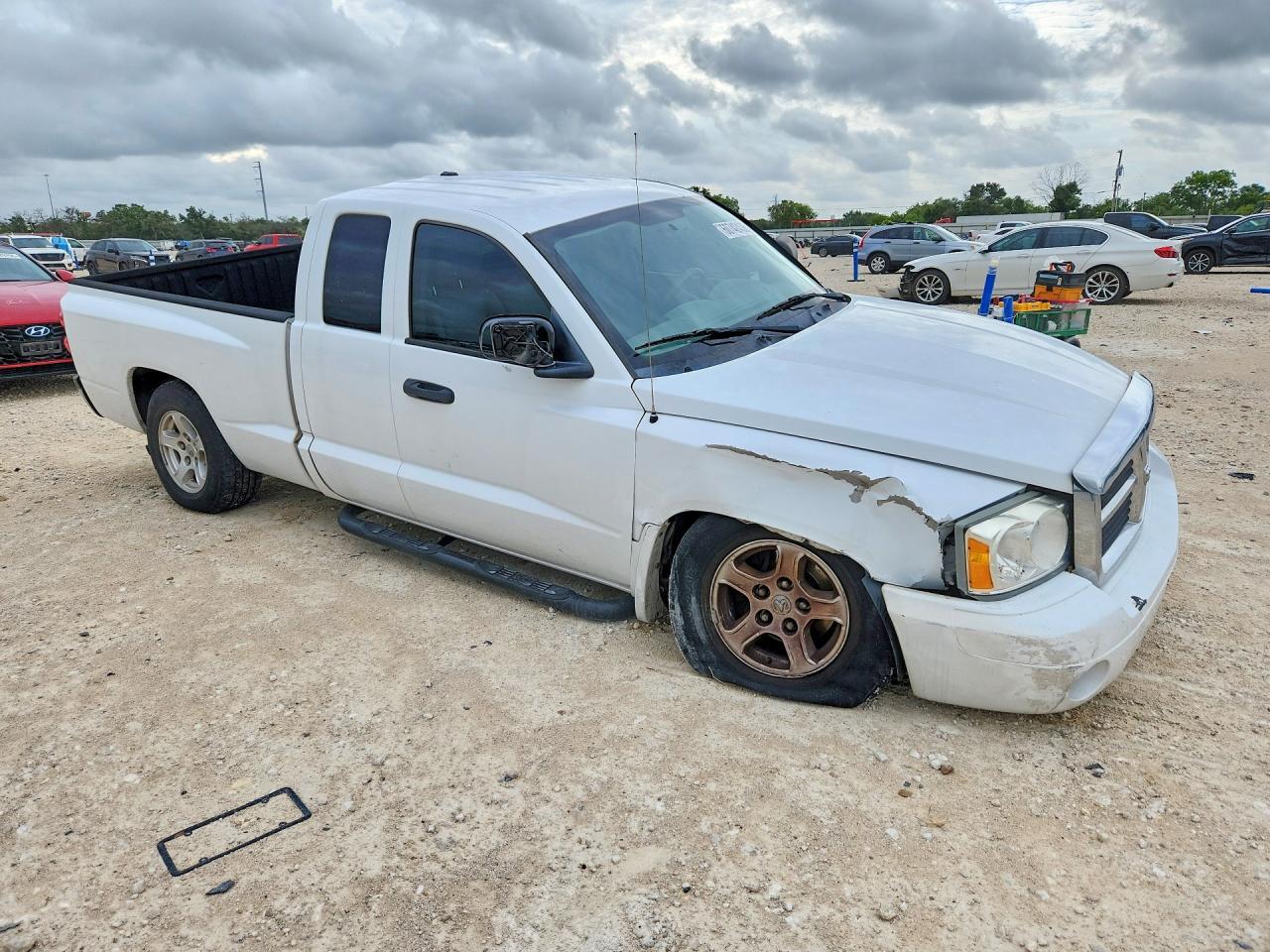 2006 Dodge Dakota Slt - Image 4