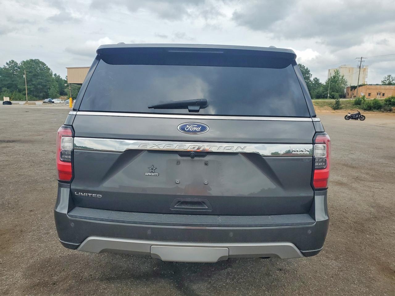 2020 Ford Expedition Max Limited - Image 6