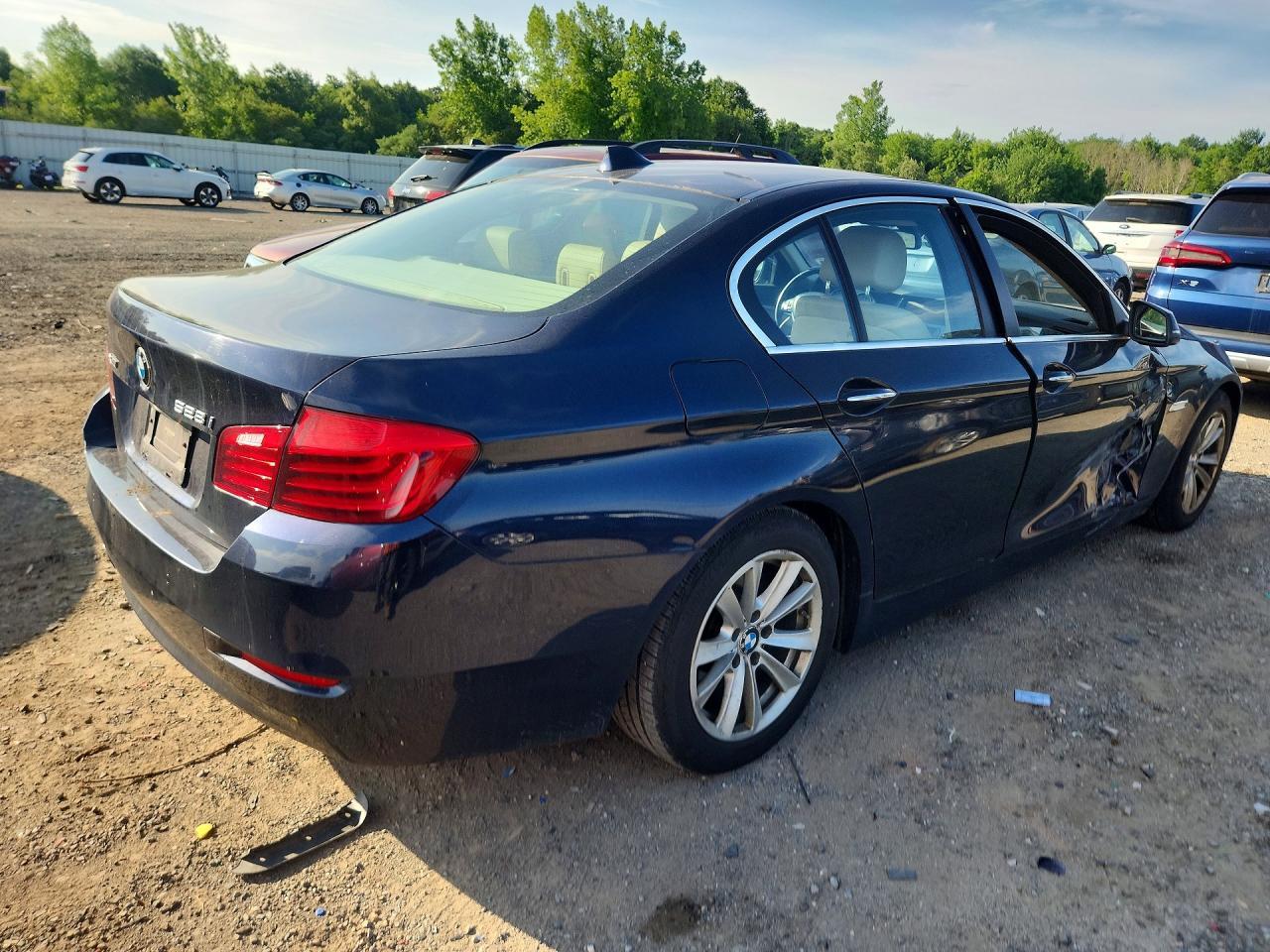 2015 BMW 528 Xi - Фото 3