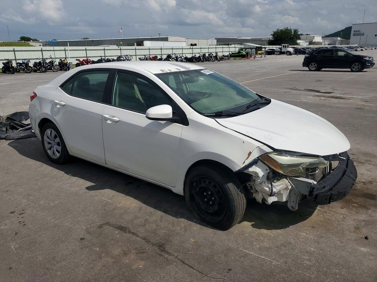 2015 Toyota Corolla Le - Фото 4