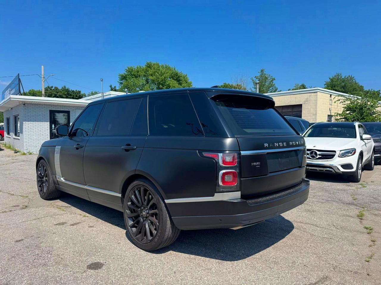 2020 Land Rover Range Rover P525 Hse - Image 3