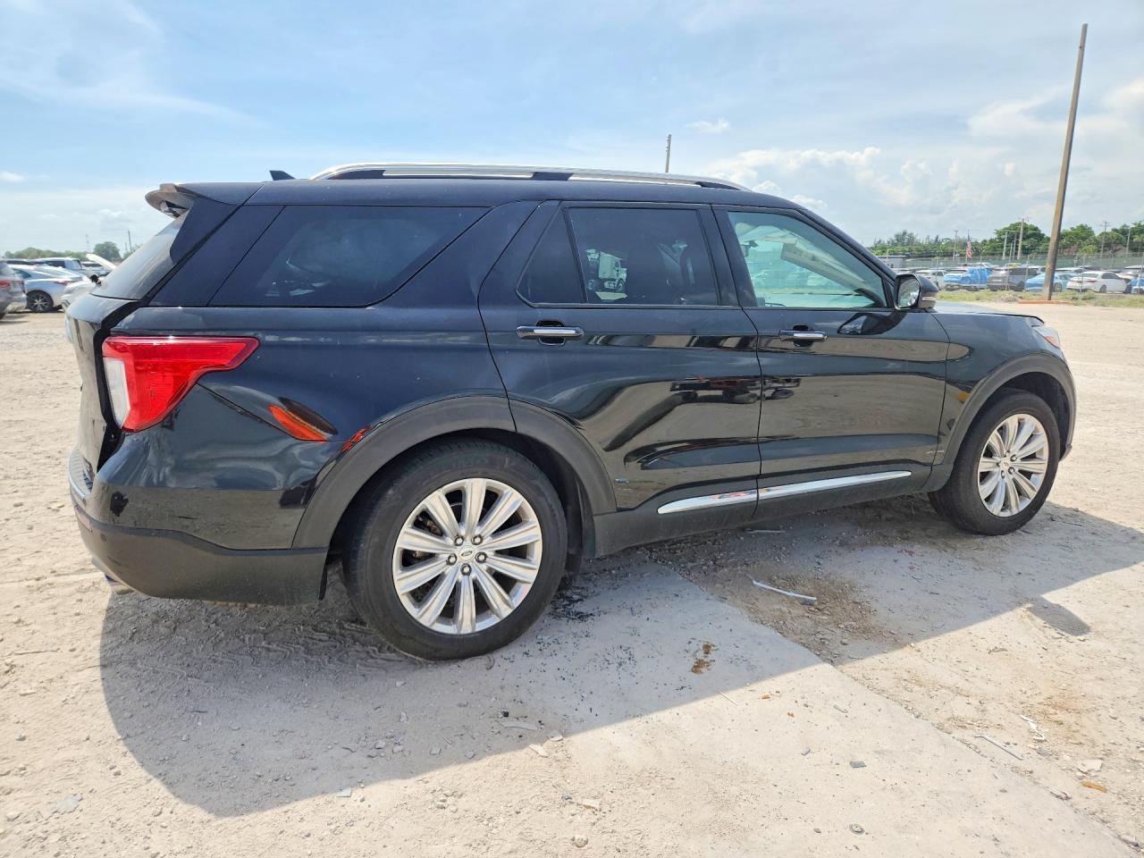 2021 Ford Explorer Limited - Фото 3