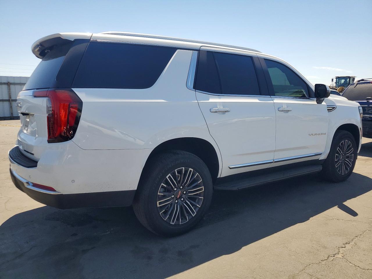 2026 GMC Yukon Elevation - Фото 3