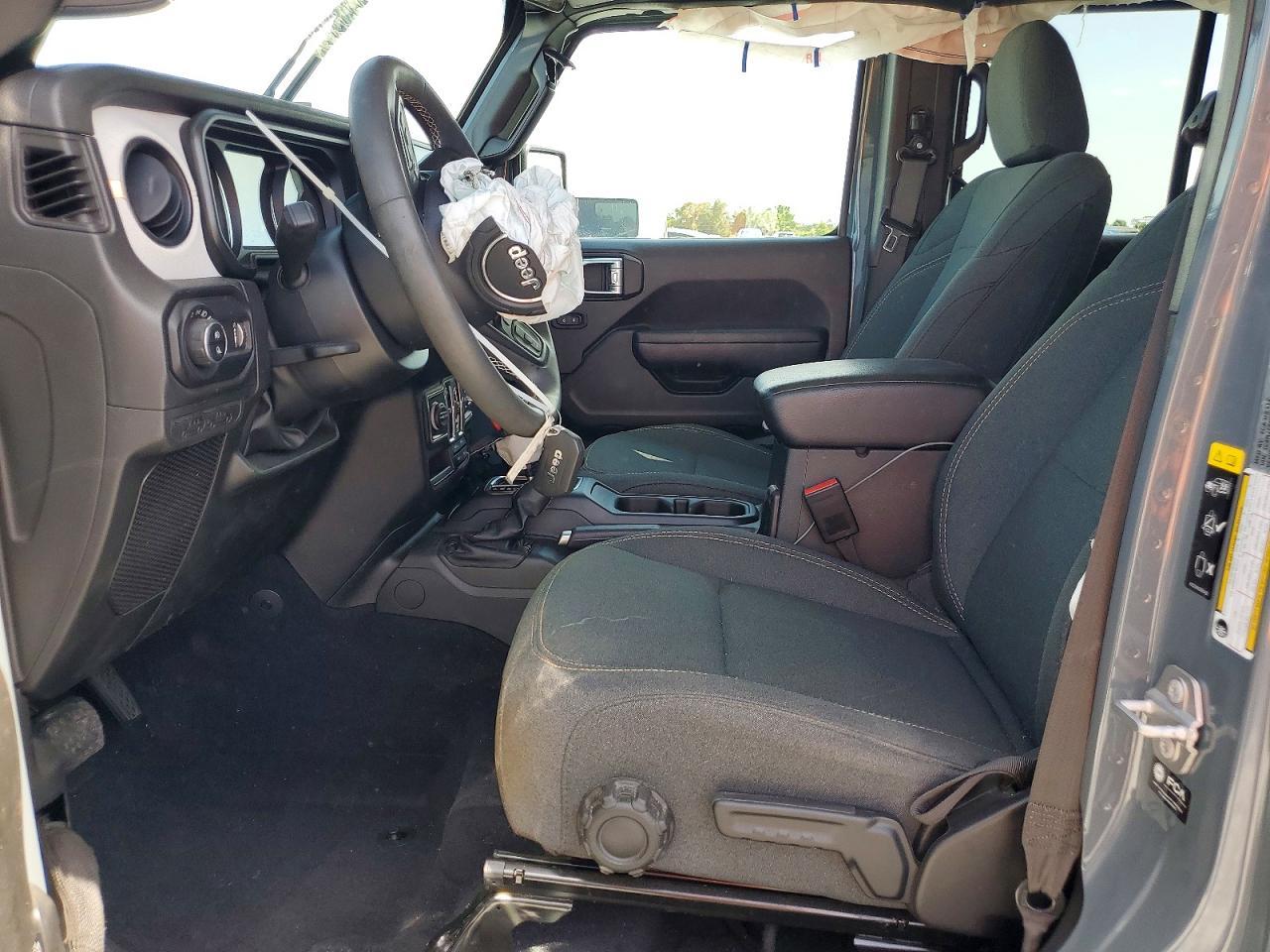 2025 Jeep Gladiator Sport - Image 7