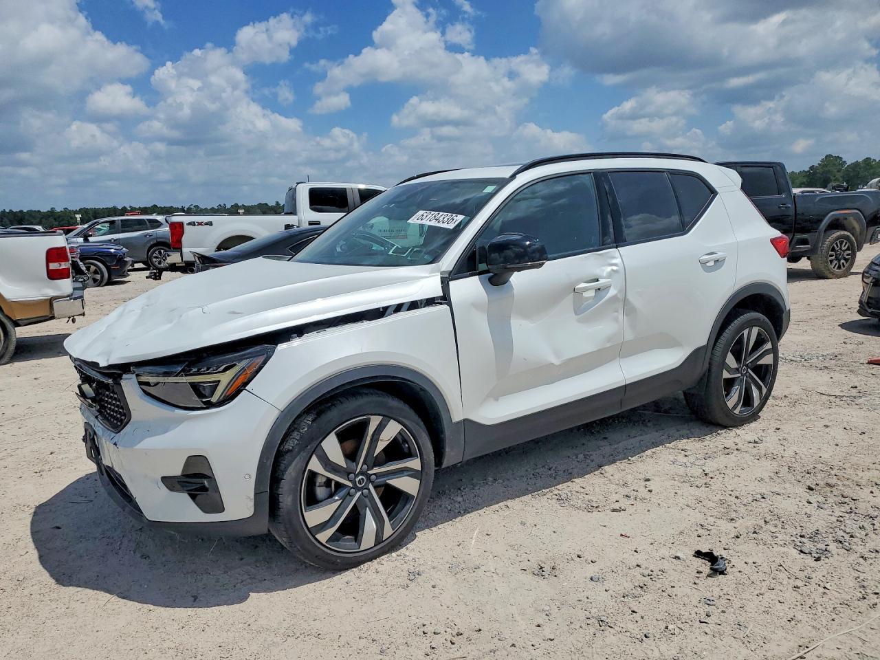 2023 Volvo Xc40 Ultimate