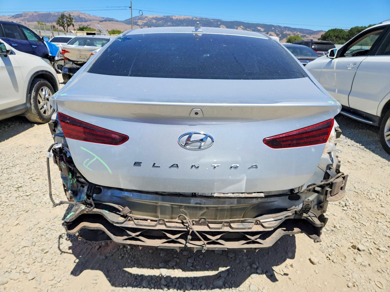 2019 Hyundai Elantra Se - Фото 6